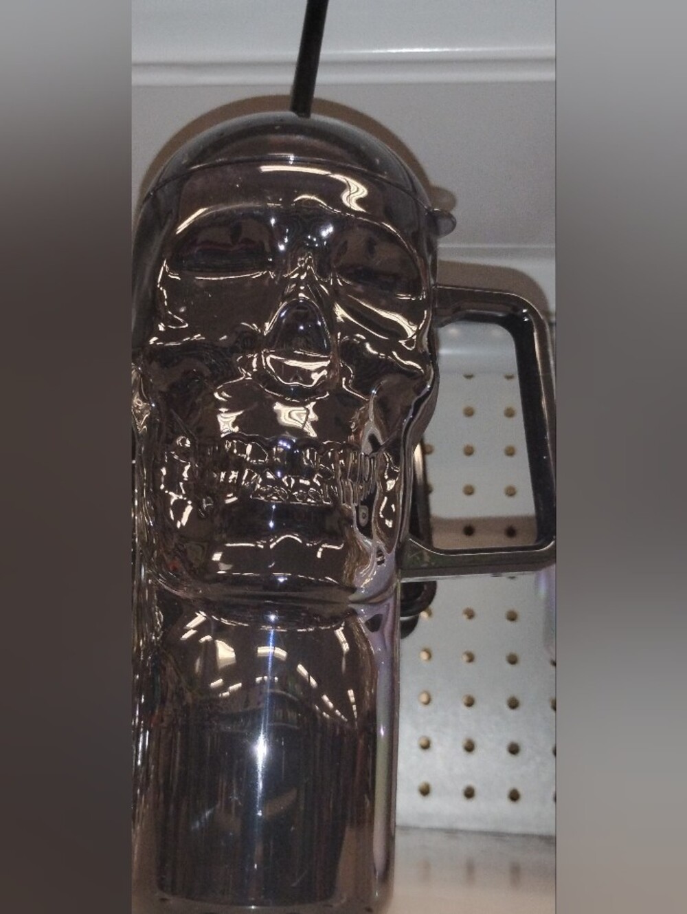 Skull-Shaped Metallic Black Glass Tumbler with Matching Lid & Straw